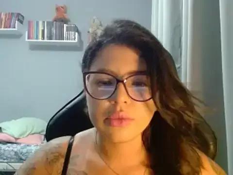 Ivieencanto from StripChat