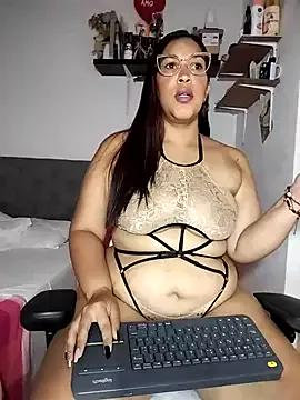 Ivy_horse_ from StripChat is Freechat