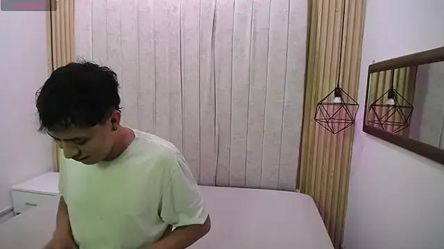 jakeyariana from StripChat is Freechat