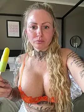 Jasmina-Joy from StripChat is Freechat