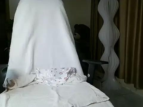 Jassie_baeee from StripChat