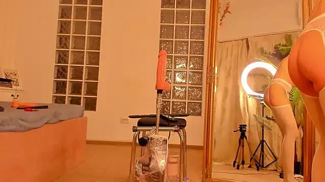 JassyeJoy from StripChat