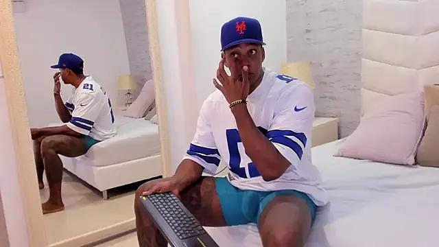 jax_black from StripChat is Freechat