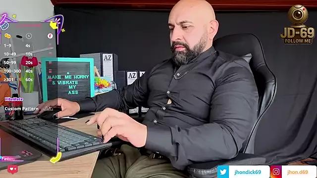 JD-69 from StripChat is Private