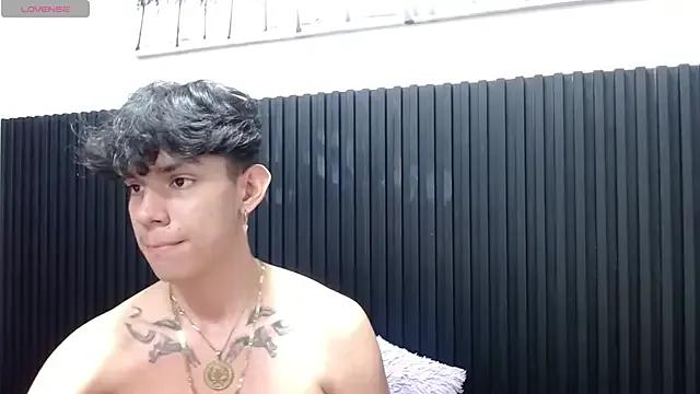 jeander186 from StripChat is Freechat