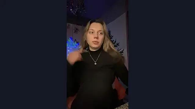 jelly-Priestess from StripChat