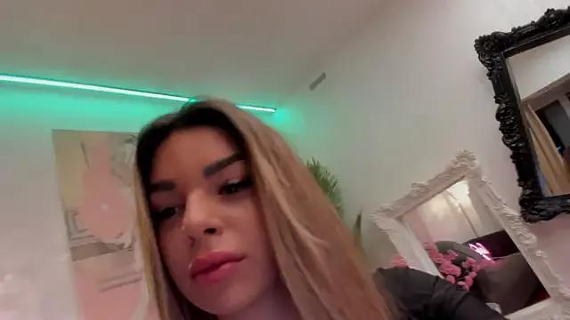 Checkout girls naked models with similar nickname. Cute sexy Free Models.