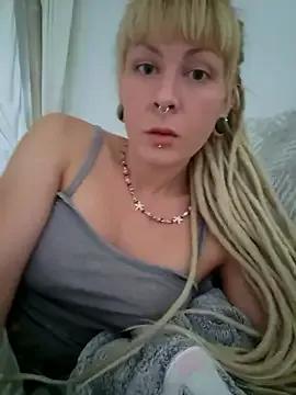 Jenna-Lia from StripChat