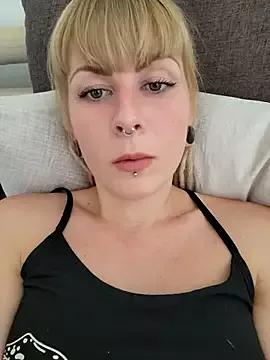 Jenna-Lia from StripChat