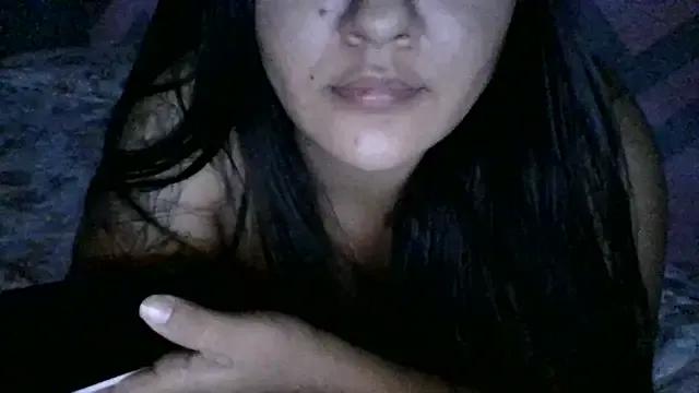 Jennifersbodyy from StripChat is Freechat