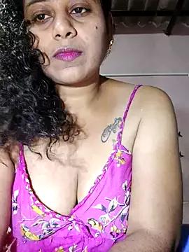 JENNIFERtamil from StripChat