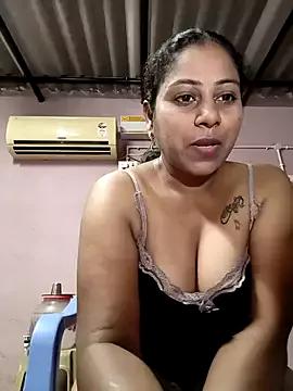 JENNIFERtamil from StripChat