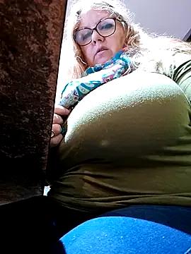 JennyInVegas from StripChat is Freechat