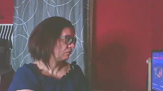 jennylovence from StripChat