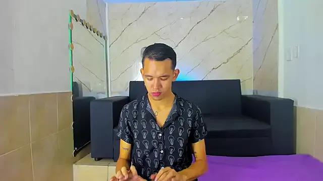 Jeremytonner from StripChat