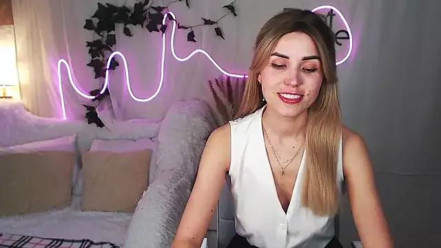 Checkout girls naked models with similar nickname. Cute sexy Free Models.