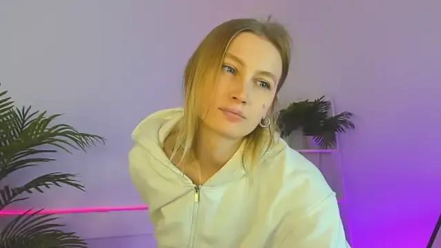 Checkout girls naked models with similar nickname. Cute sexy Free Models.