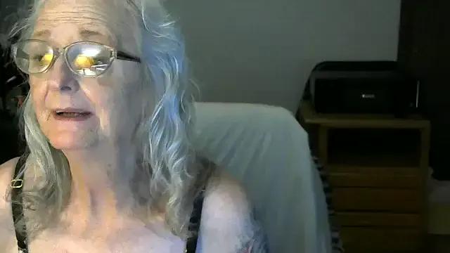 JoleneDelacroix from StripChat is Freechat