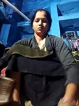 Jooli_xx from StripChat