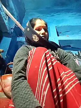 Jooli_xx from StripChat