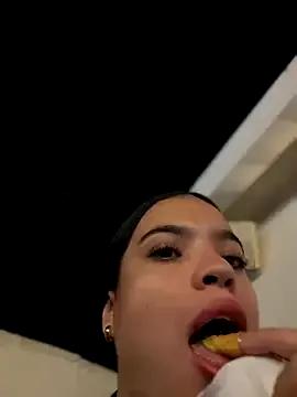JuanitaMore01 from StripChat is Freechat
