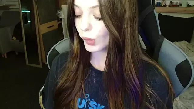 juice-peach from StripChat is Freechat