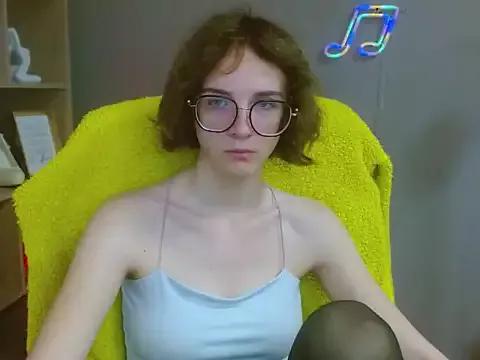 juicyPenny from StripChat is Freechat