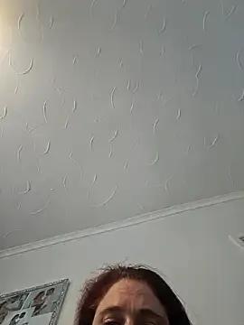 juicypuss25 from StripChat is Freechat