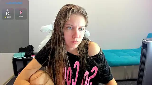 juliamurr_18 from StripChat is Freechat