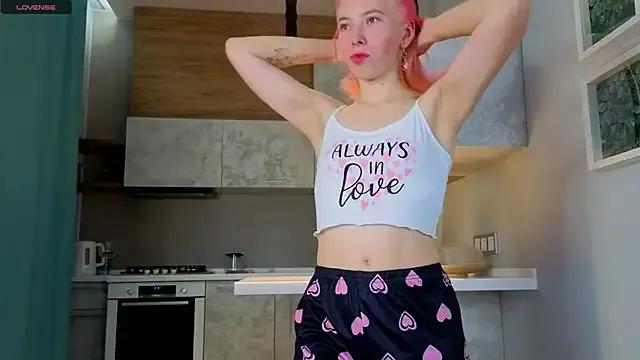 JuliannaWenger from StripChat is Freechat