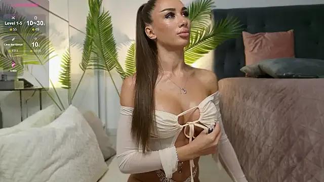 JuliaQuin from StripChat is Freechat