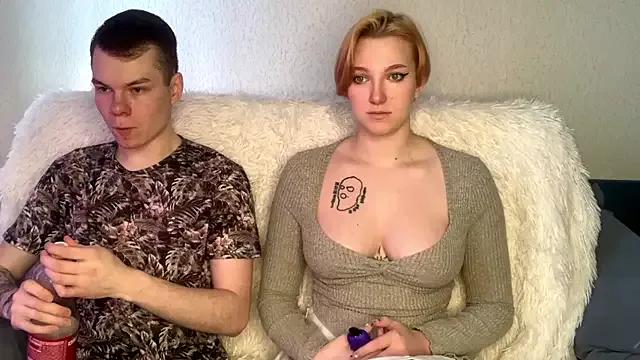 julielourens from StripChat is Freechat