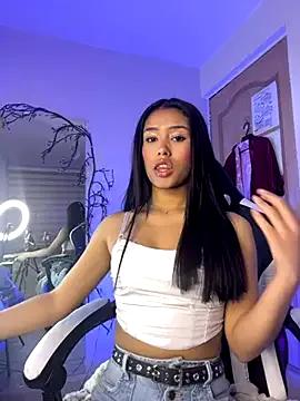 Julieta_Mendez from StripChat is Freechat