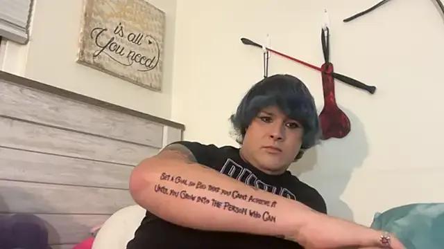 Julietserenity from StripChat is Freechat