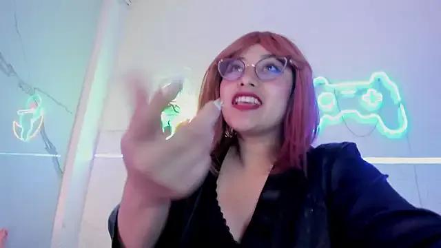 Juliexxxtasy from StripChat is Freechat