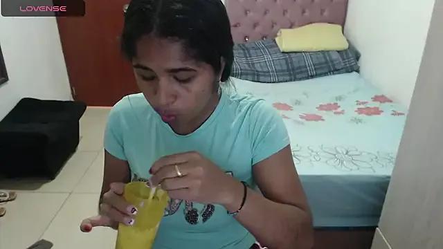 july-feria from StripChat is Freechat