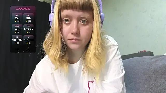 June_shy0 from StripChat is Freechat