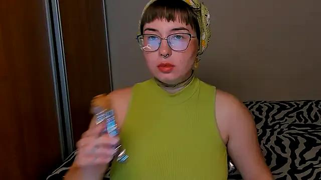 just_fucked777 from StripChat is Freechat