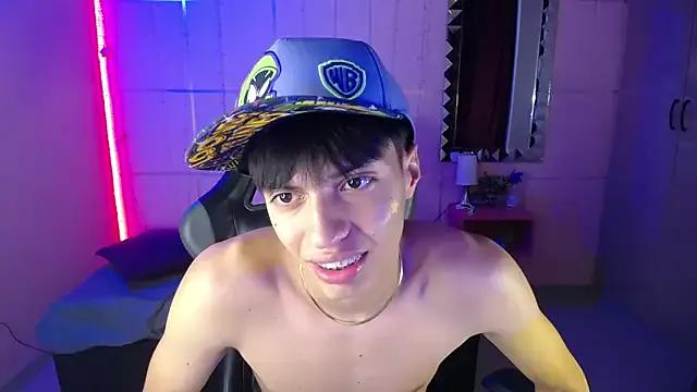 Justin_gray_ from StripChat is Freechat