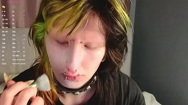 KandraCruser from StripChat is Freechat