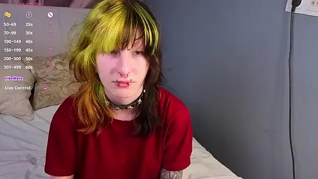 KandraCruser from StripChat is Freechat