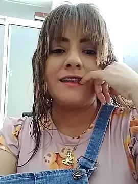 karamirror_ from StripChat is Freechat