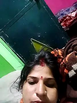 Karishma_cute from StripChat is Freechat
