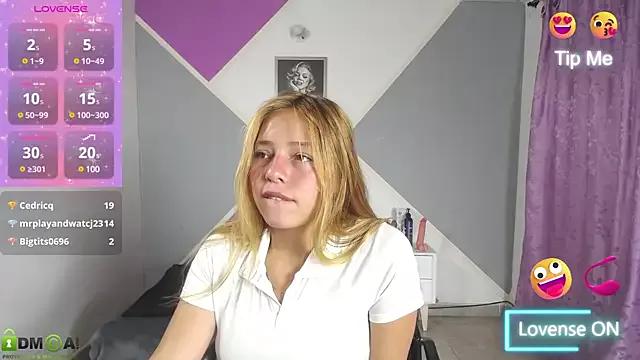 karla_charloby from StripChat is Freechat