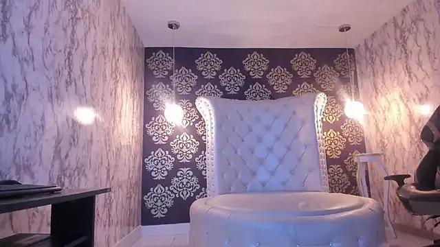 Karla_Sould from StripChat is Freechat