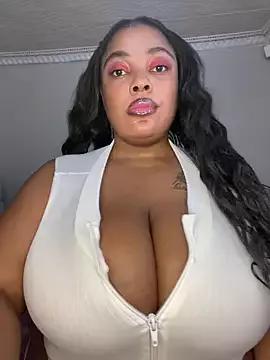 Katamia25 from StripChat