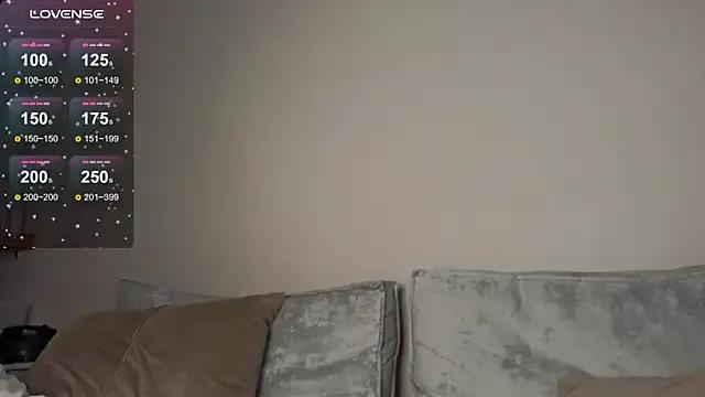 Kate_James from StripChat is Freechat