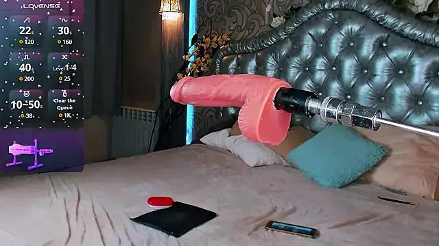 Kate_Pirss from StripChat is Freechat