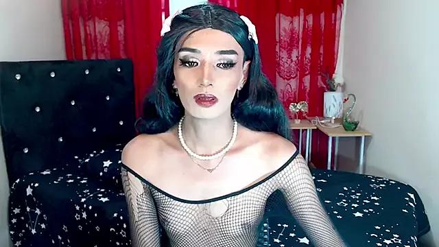 KathyMooree from StripChat is Freechat