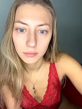 Katty_Betty from StripChat is Freechat